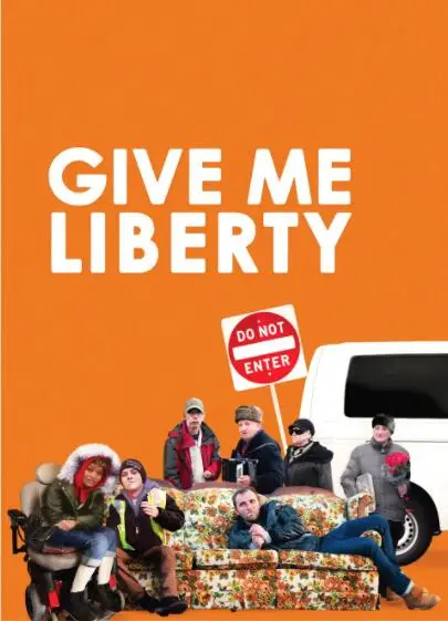 《给我自由》影评：一场狂野的移民闹剧，笑着流泪的美国梦